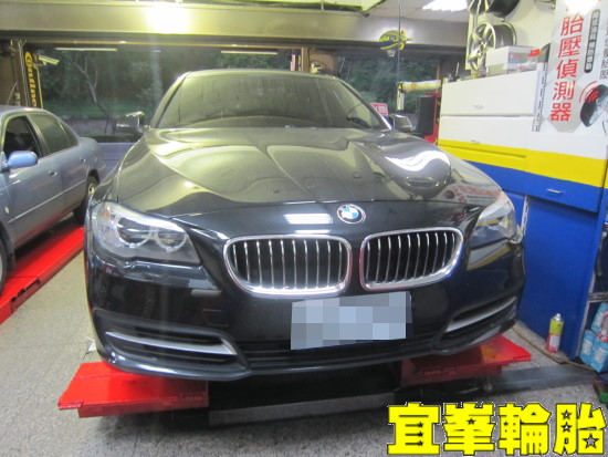 BMW 520D F10 ContiPremiumContact™ 5 CPC5 225/55/17 3D四輪定位