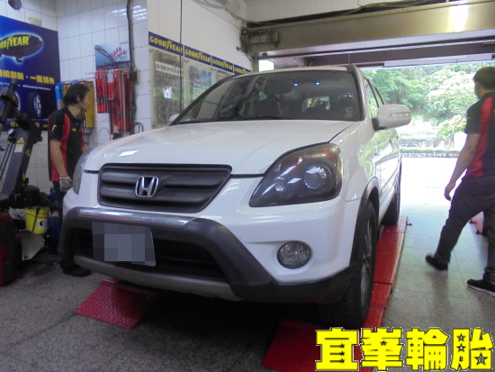 HONDA CR-V 自備來令片跟換 碟盤車銷研磨  SELENIA 5W40 自備變速箱油跟換