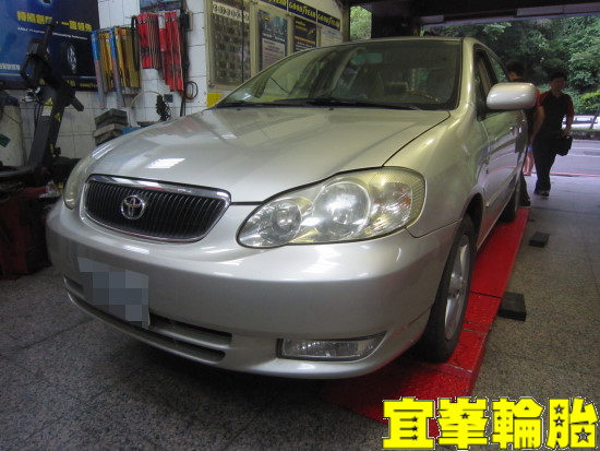 TOYOTA ALTIS SELENIA 5W40 Goodyear Assurance TripleMax 205/55/16 3D四輪定位