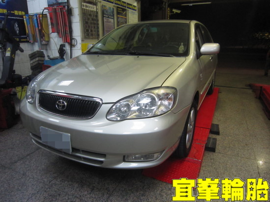 TOYOTA ALTIS 冷氣系統清洗保養 高速抖動 胎圈最佳化平衡 3D四輪定位