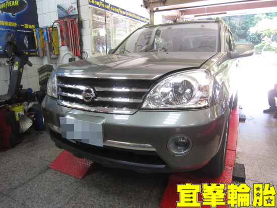 Nissan X-Trail 高速抖動 SELENIA 5W40 SWD JAKO 福士水箱精 TUTELA TOP 4 煞車油脈衝式更換