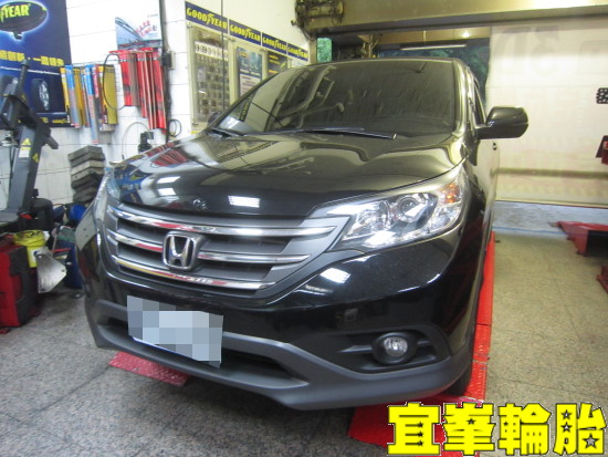 HONDA CR-V Goodyear EfficientGrip SUV 225/65/17  3D四輪定位