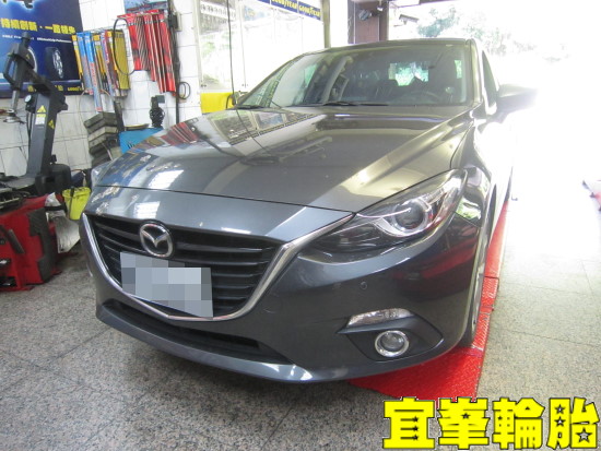 MAZDA All-new Mazda3 輪胎對調