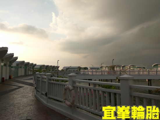 2016 新馬五日遊之第四日 雙子星塔 亞羅街夜市 黃亞華小吃