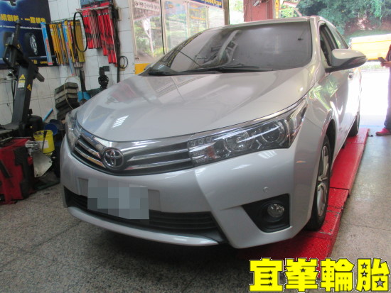 TOYOTA ALTIS SELENIA 5W40