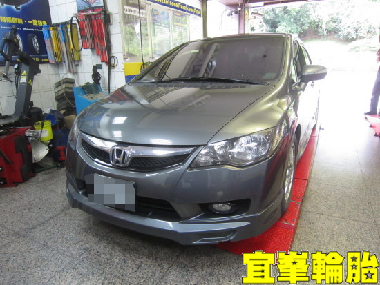 HONDA CIVIC8 喜美八代 自備機油跟換 TUTELA TOP 4 煞車油脈衝式更換