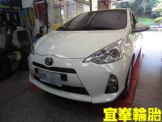 TOYOTA PRIUS C ORO W417 盲塞式TPMS極致安裝
