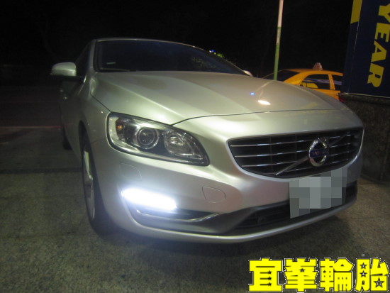 VOLVO S60 ORO W410螢幕安裝