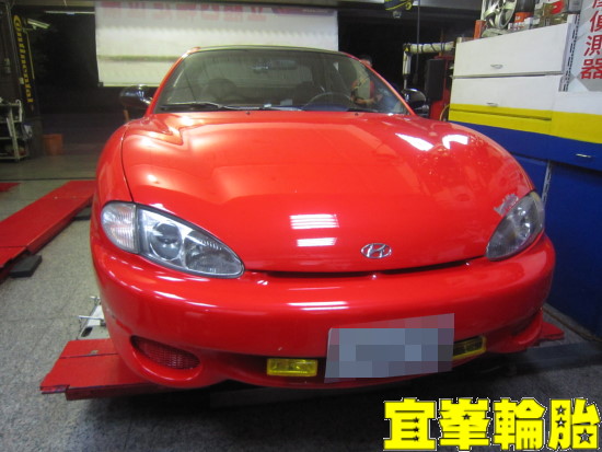 Hyundai Tiburon  coupe 3D四輪定位