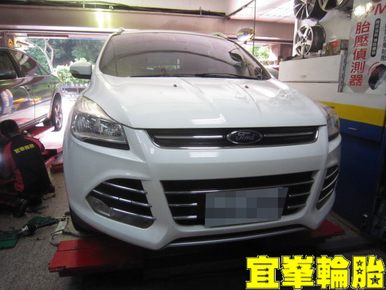 FORD KUGA Goodyear EfficientGrip SUV 235/50/18 S500-T TPMS極致安裝 胎圈最佳化平衡 3D四輪定位