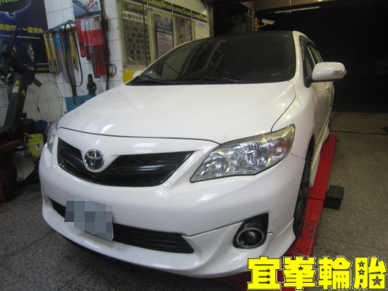 TOYOTA ALTIS 自備避震器跟換 3D四輪定位