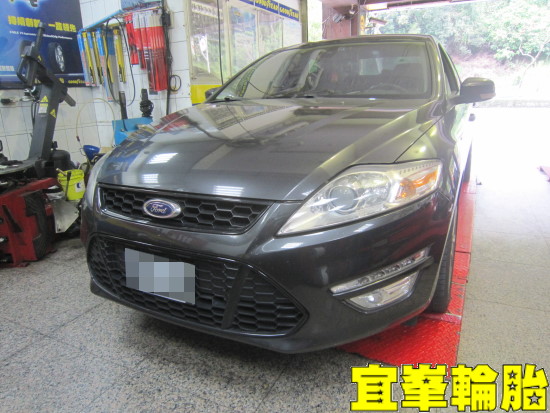 FORD MONDEO ORO 發射器跟換 Goodyear ASYM-3 F1 Asymmetric-3 235/40/18 3D四輪定位