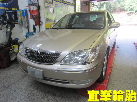 TOYOTA CAMRY SELENIA 10W40 BOHENG陶瓷競技後來令極致安裝 碟盤車銷研磨  YKYB前避震器跟換 3D四輪定位