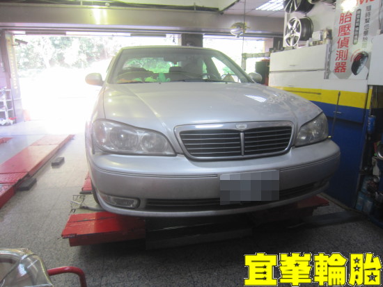 NISSAN CEFIRO SELENIA 5w40 Goodyear Assurance TripleMax 205/65/15 3D四輪定位