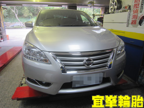 NISSAN SUPER SENTRA ORO W417 盲塞式TPMS極致安裝 Goodyear Assurance TripleMax 205/55/16 3D四輪定位