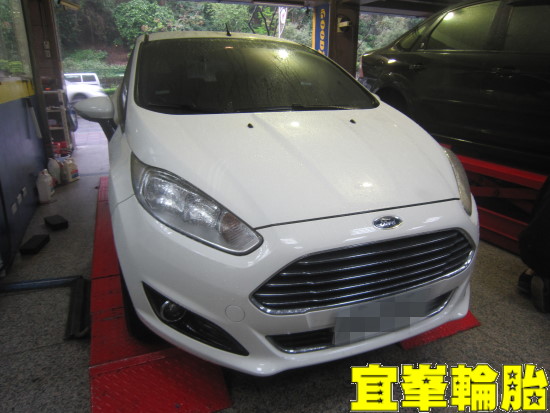 FORD FIESTA BOHENG陶瓷競技前來令極致安裝 碟盤車銷研磨
