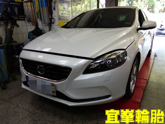 VOLVO V40 發動困難 Banner 57001 紅牛電瓶