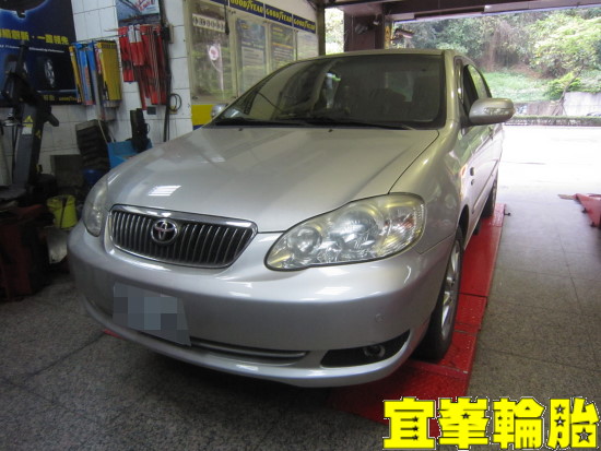 TOYOTA ALTIS  Goodyear Assurance TripleMax 205/55/16 胎圈最佳化平衡 3D四輪定位