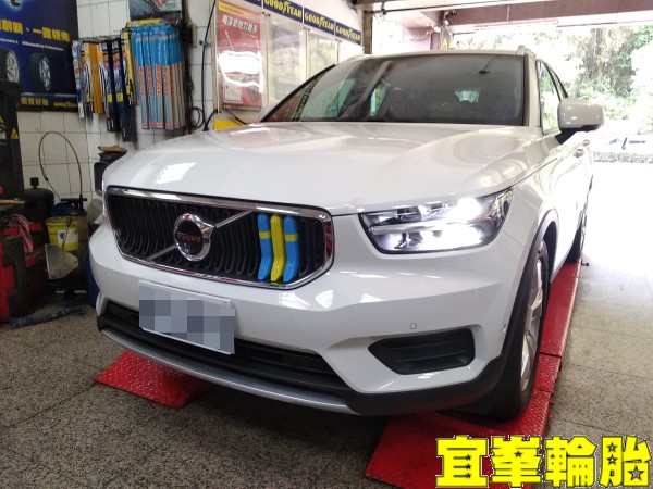 VOLVO XC40 T3 倍耐力 Pirelli SCORPION VERDE™ ALL SEASON 235/55/18 ORO W410-A極致安裝 胎圈最佳化平衡 3D四輪定位