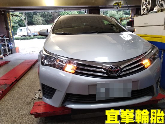 TOYOTA ALTIS  ContiPremiumContact™ 5 CPC5 195/65/15 3D四輪定位