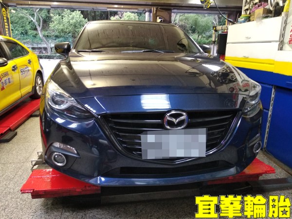 MAZDA All-new Mazda3 Goodyear ASYM-5 F1 Asymmetric-5 225/40/18 3D四輪定位