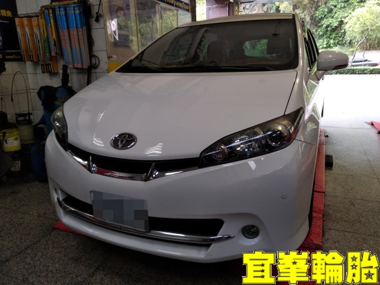 TOYOTA WISH SELENIA 5W40 輪胎對調 引擎空氣濾芯更換