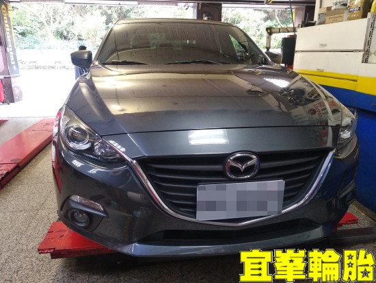 Mazda All-new Mazda3 Yokohama Advan dB V552 205/60/16 3D四輪定位