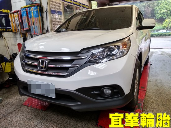 HONDA CR-V 自備機油保養 輪胎對調
