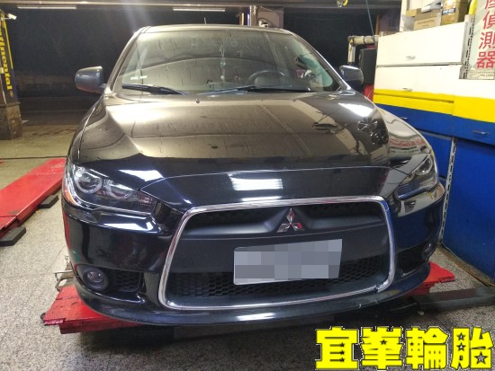 Mitsubishi Lancer Sportback 車輛行駛偏向 3D四輪定位