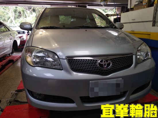 TOYOTA VIOS SELENIA 10W40 輪胎對調