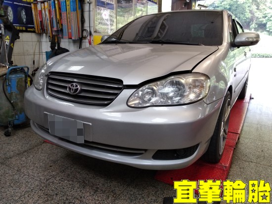 TOYOTA ALTIS SELENIA 5W50 Goodyear ASYM-3 F1 Asymmetric-3 215/45/17 胎圈最佳化平衡 3D四輪定位 WURTH車室清淨噴霧