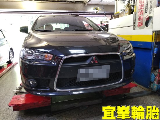 Mitsubishi Lancer Sportback 自備機油保養 輪胎對調 9986 燃油系統清潔劑