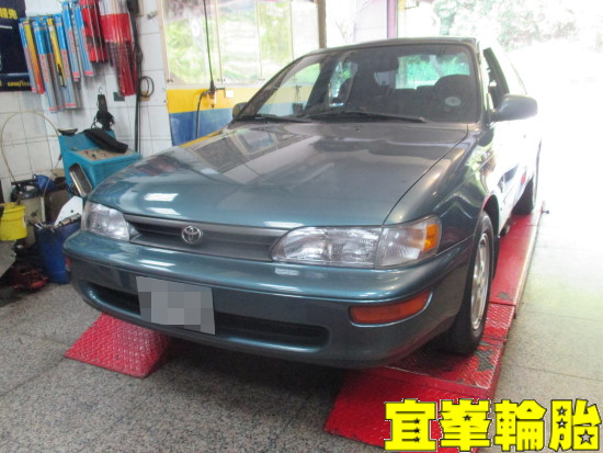 TOYOTA COROLLA  Y-KYB 全車避震器跟換  3D四輪定位