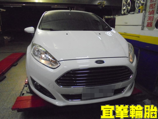FORD FIESTA Goodyear Assurance TripleMax 195/50/16 胎圈最佳化平衡 3D四輪定位
