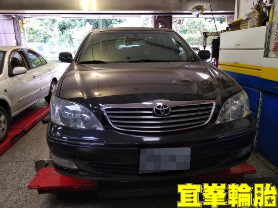 TOYOTA CAMRY Goodyear AssuranceTripleMax2 205/65/15 3D四輪定位