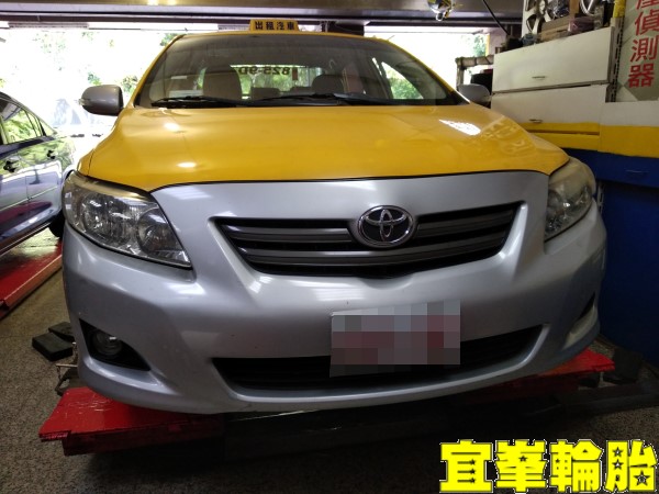 TOYOTA ALTIS 底盤異音 KYB黑筒避震器 3D四輪定位