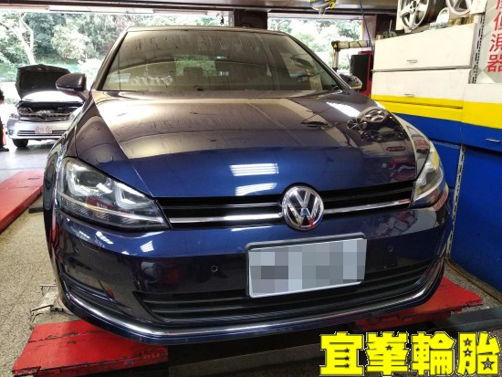 Volkswagen Golf Goodyear Assurance TripleMax 205/55/16 3D四輪定位