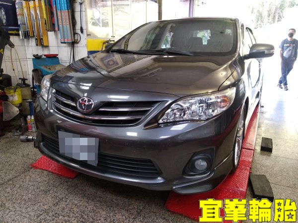 TOYOTA ALTIS Goodyear ASYM-5 F1 Asymmetric-5 225/45/17  3D四輪定位