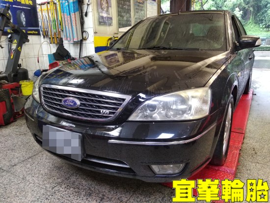 FORD MONDEO Metrostar Goodyear EfficientGrip Performance 2 205/55/16  3D四輪定位
