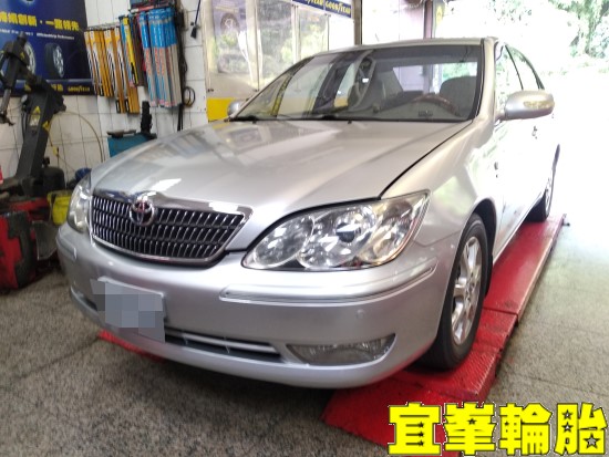 TOYOTA CAMRY SELENIA 5W40