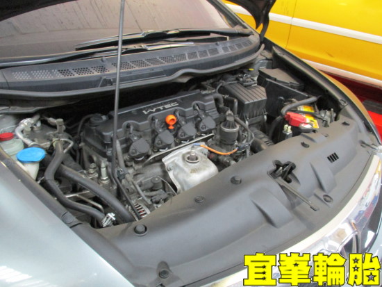 HONDA CIVIC 8 喜美八代 自備機油跟換 WURTH車室清淨噴霧