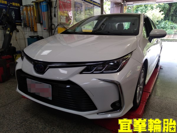 Toyota Corolla Altis hybrid Ravenol VSE 0W20 輪胎對調