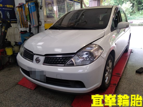 NISSAN TIIDA  SELENIA 5W40
