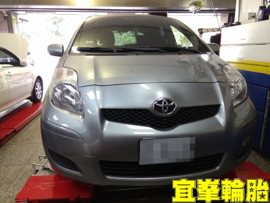 TOYOTA YARIS Goodyear AssuranceTripleMax2 185/60/15 胎圈最佳化平衡  3D四輪定位