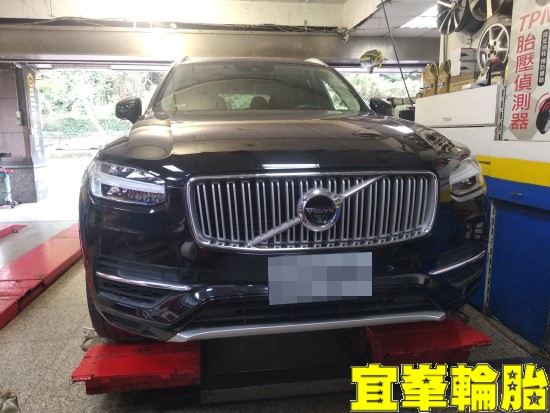 Volvo XC90 T8 Inscription Goodyear Eagle F1 Asymmetric 3 SUV 275/45/20 3D四輪定位