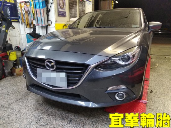 Mazda All-new Mazda3 Goodyear ASYM-5 F1 Asymmetric-5 225/40/18  3D四輪定位