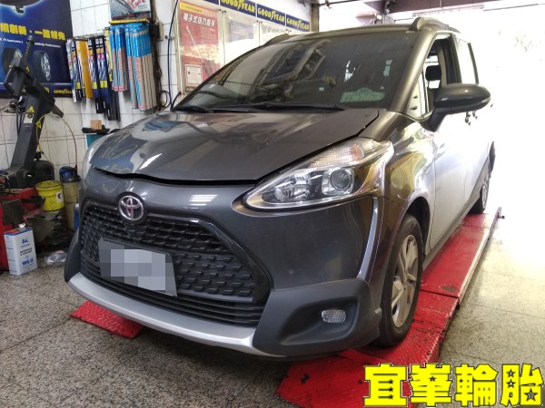 TOYOTA SIENTA Ravenol VSE 0W20 輪胎對調