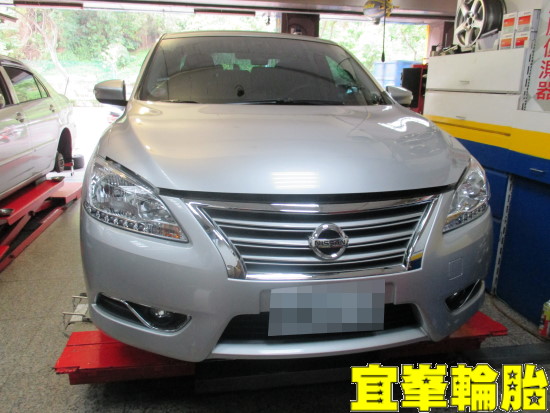 NISSAN SUPER SENTRA 自備變速箱油更換