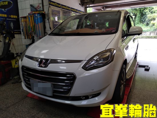 Luxgen M7 Turbo 行駛偏向 3D四輪定位