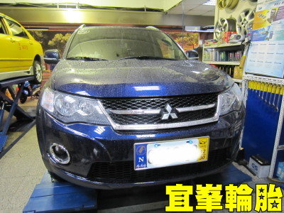 outlander  CONTEX 5W50  輪胎對調!